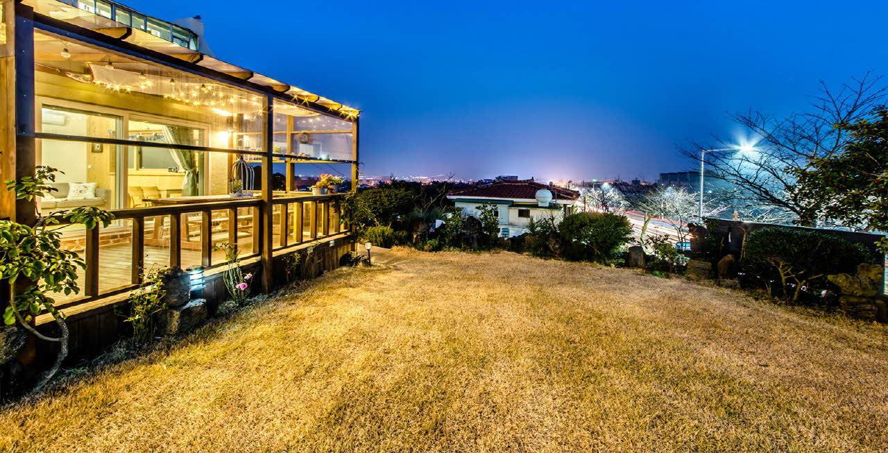 Sungsan Hill Villa Seogwipo Exterior photo